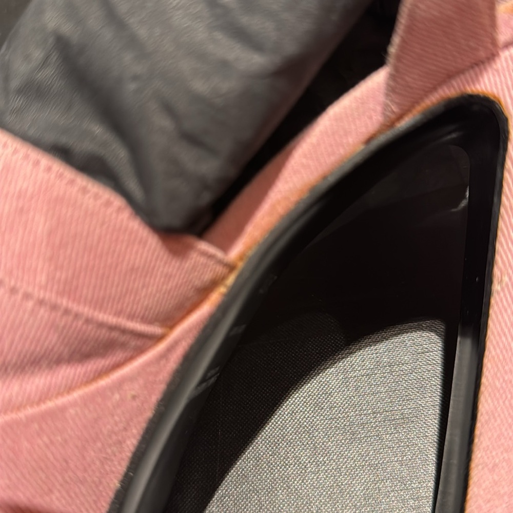 Shoes - Picture 4 of 11